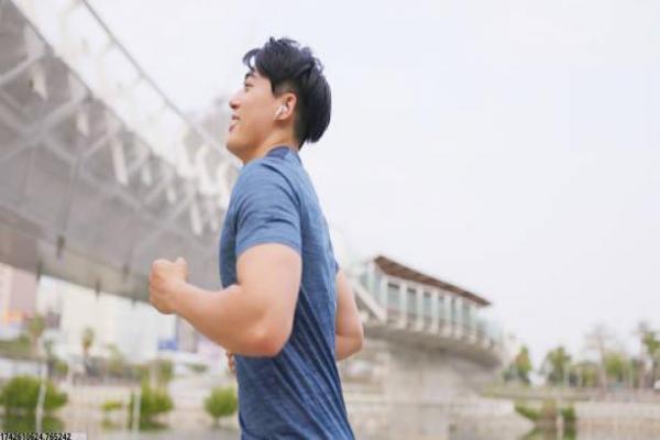 拓东体育馆乒乓球培训：快速提升乒乓球技术